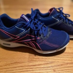 Nike running shoes size 7